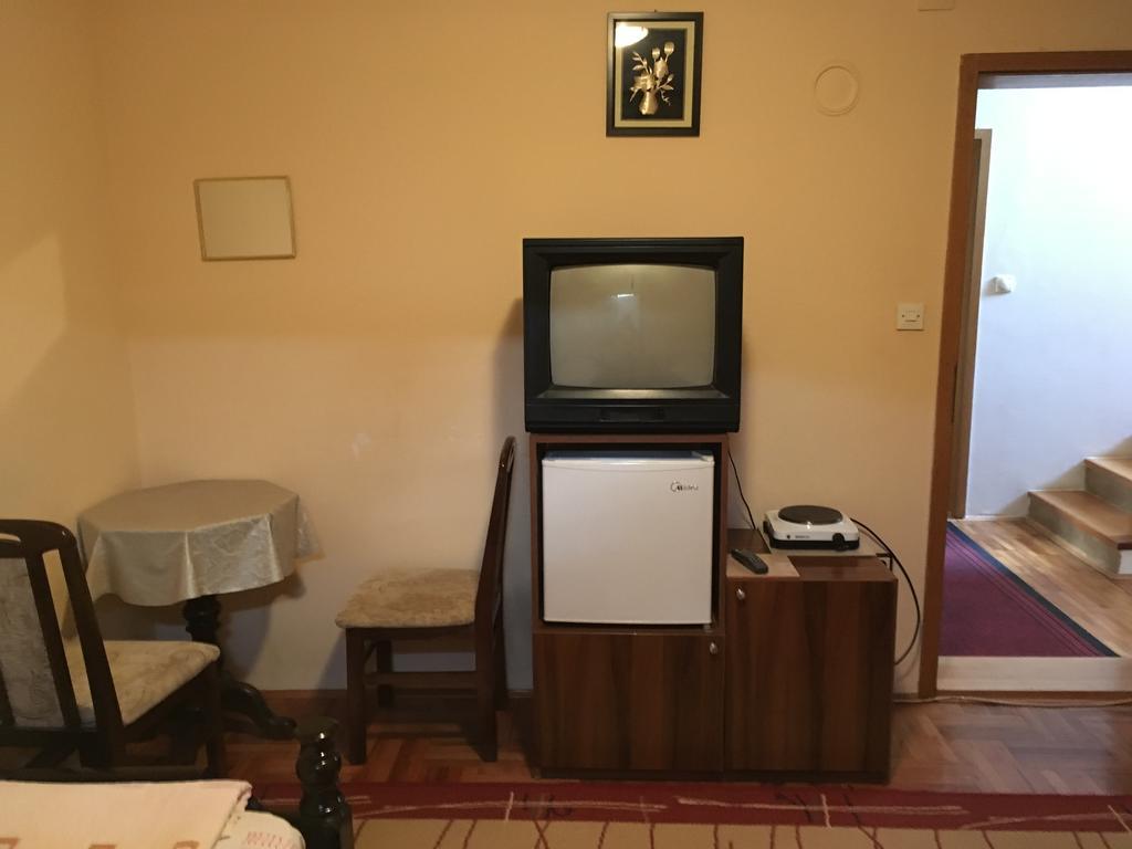 Pansion Velickovic Apartment Niska Banja Exterior photo